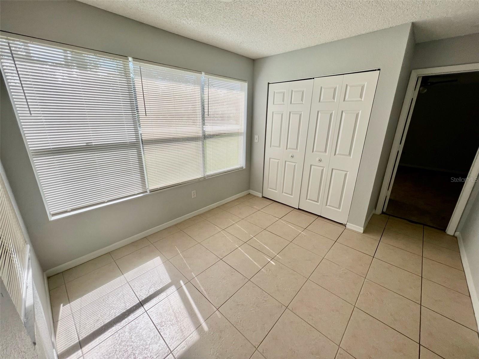 Image 9 of 24 For 5164 Conroy Road 1517
