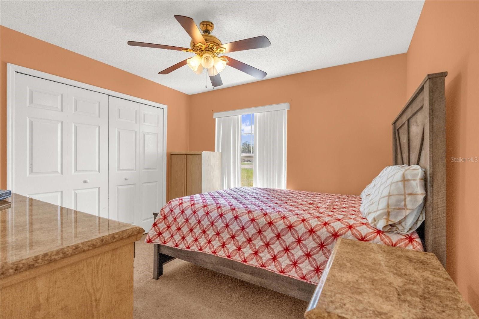 Image 18 of 31 For 11725 Foxglove Drive