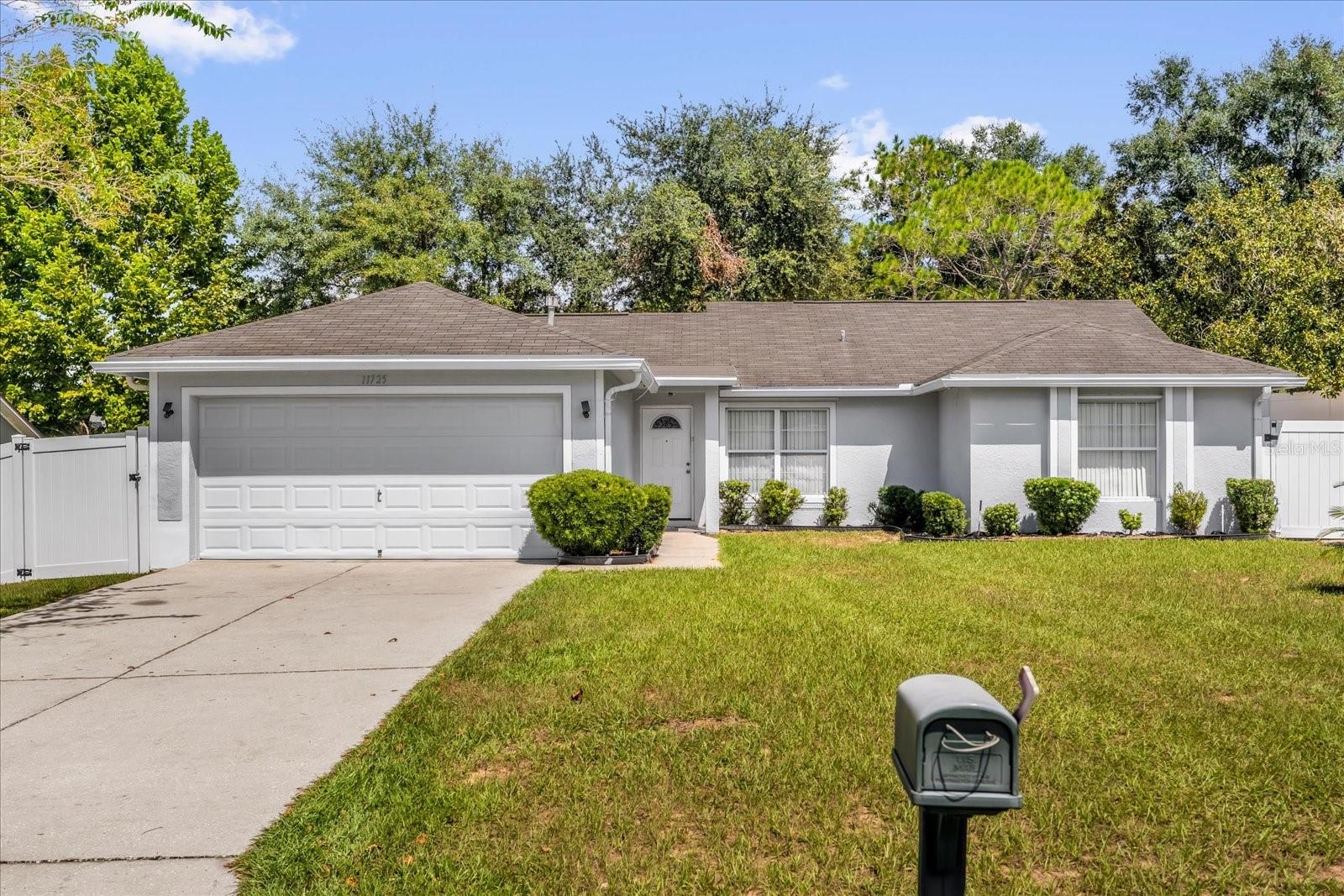 Image 2 of 31 For 11725 Foxglove Drive