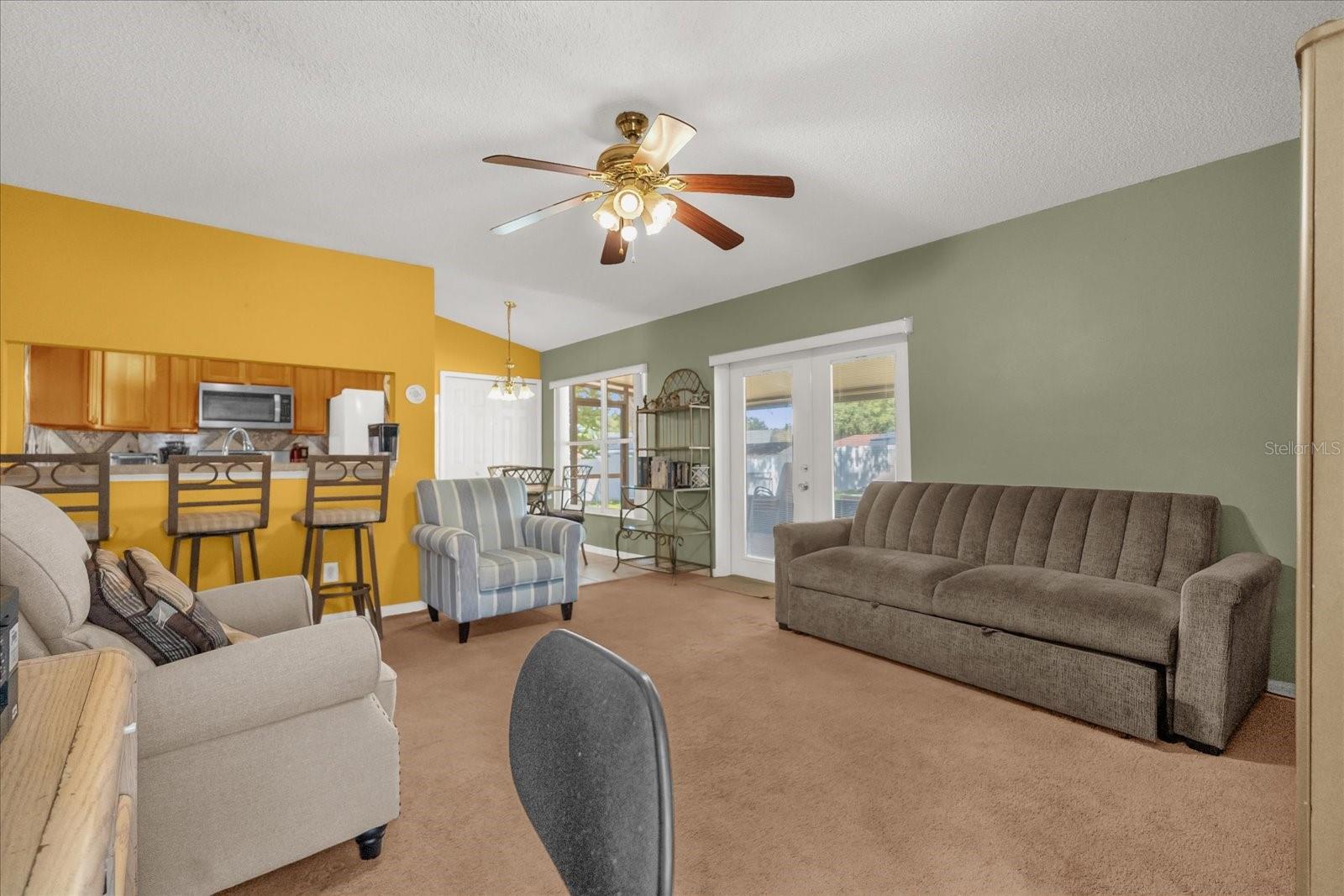 Image 7 of 31 For 11725 Foxglove Drive