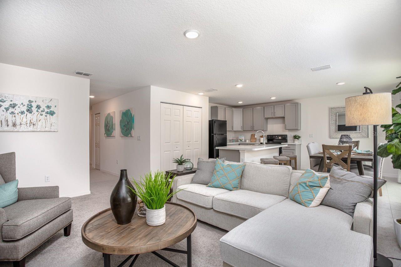 Listing photo id 9 for 5144 Backner Lane