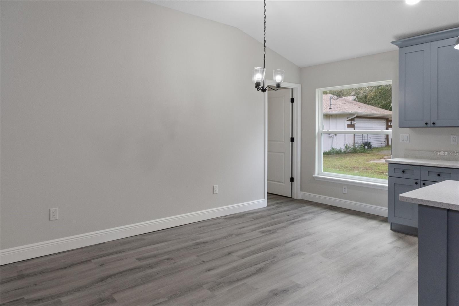 Image 17 of 46 For 1768 Bismark Street