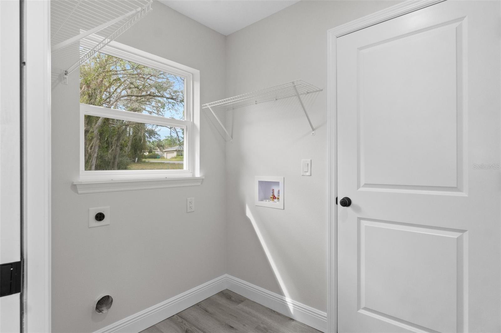 Image 39 of 46 For 1768 Bismark Street