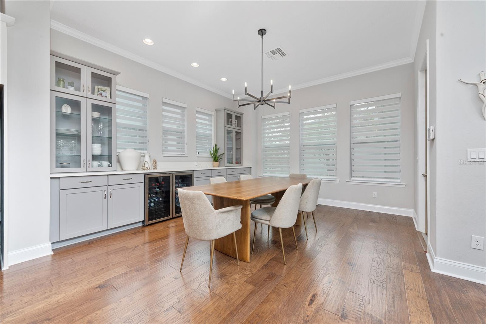 Image 24 of 45 For 7850 Dausset Street