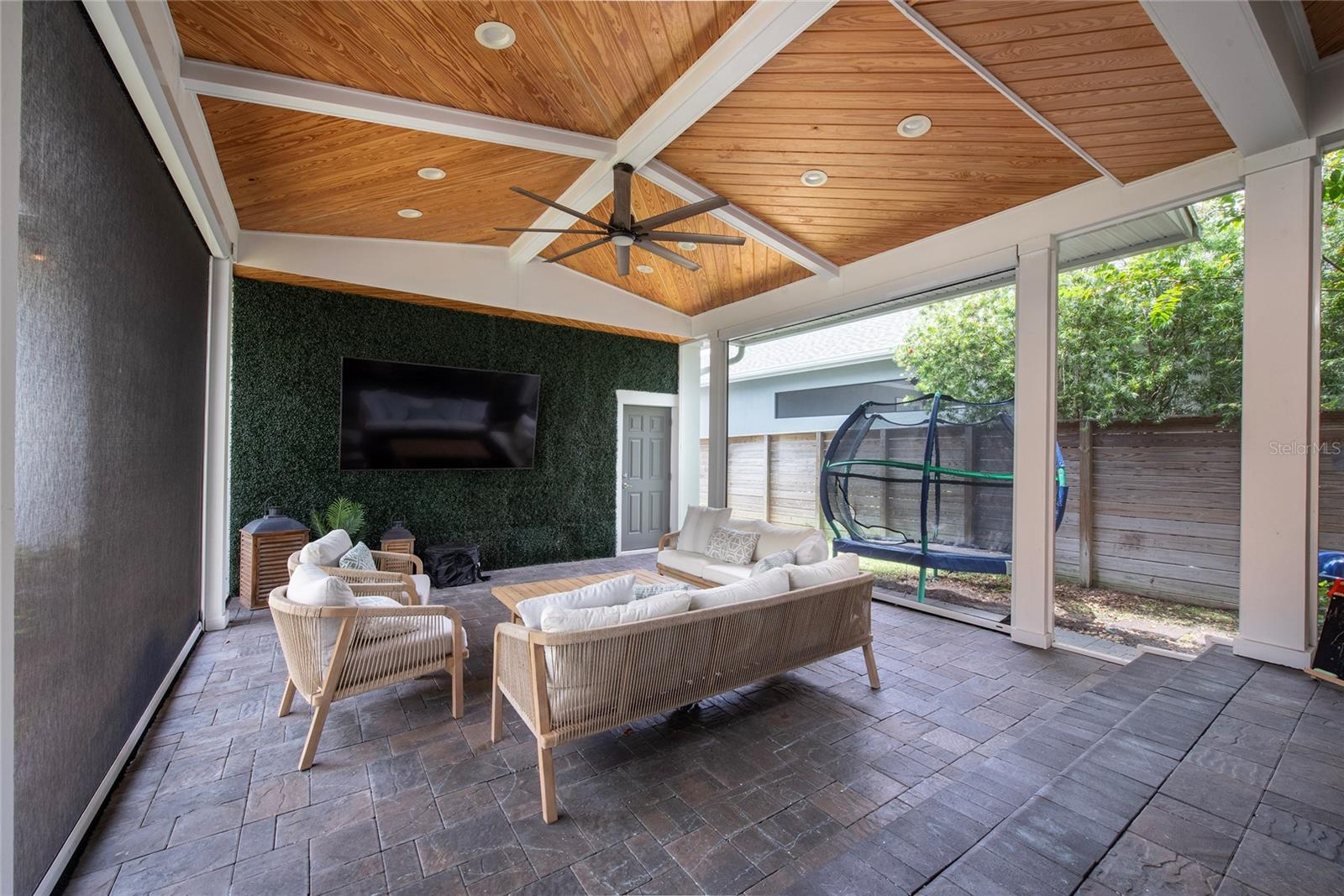 Image 41 of 45 For 7850 Dausset Street