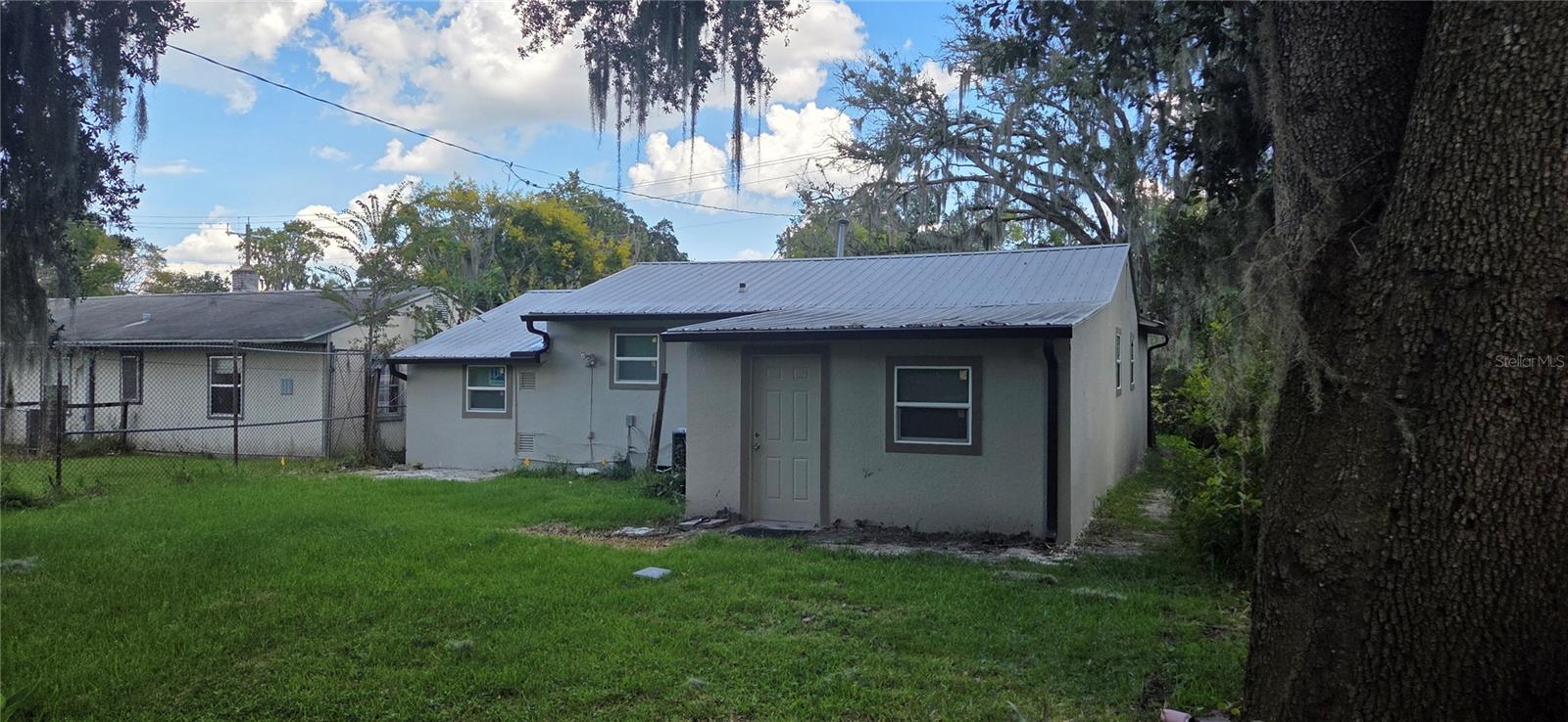 Image 14 of 15 For 210 15th Street