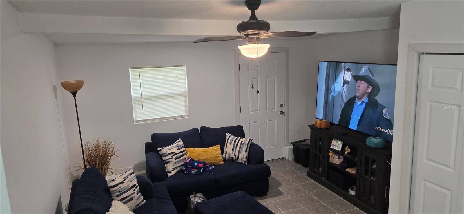 Image 4 of 15 For 210 15th Street