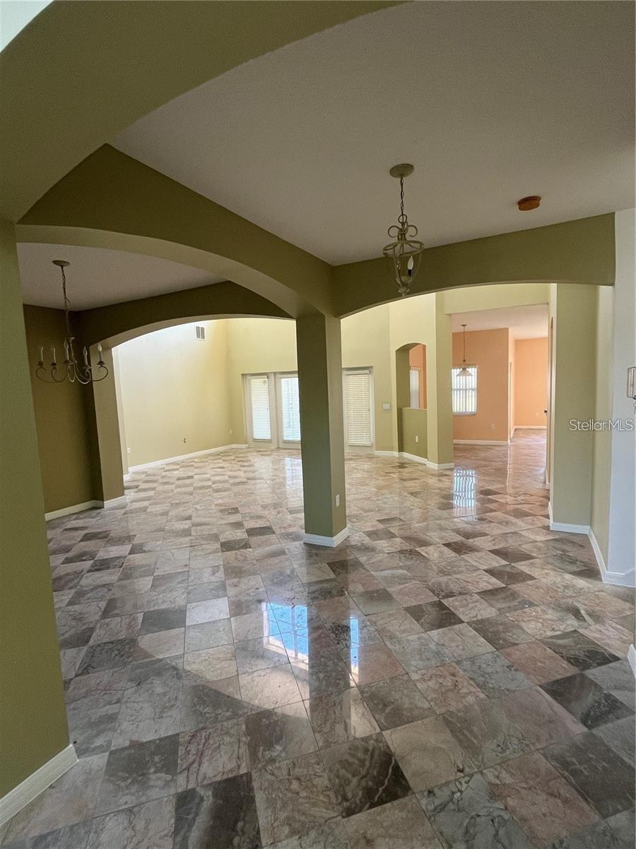 Image 3 of 18 For 3557 Valleyview Drive