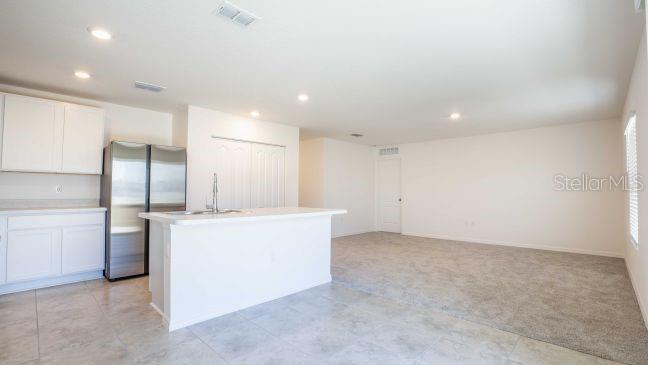 Listing photo id 18 for 6000 Oneida Street