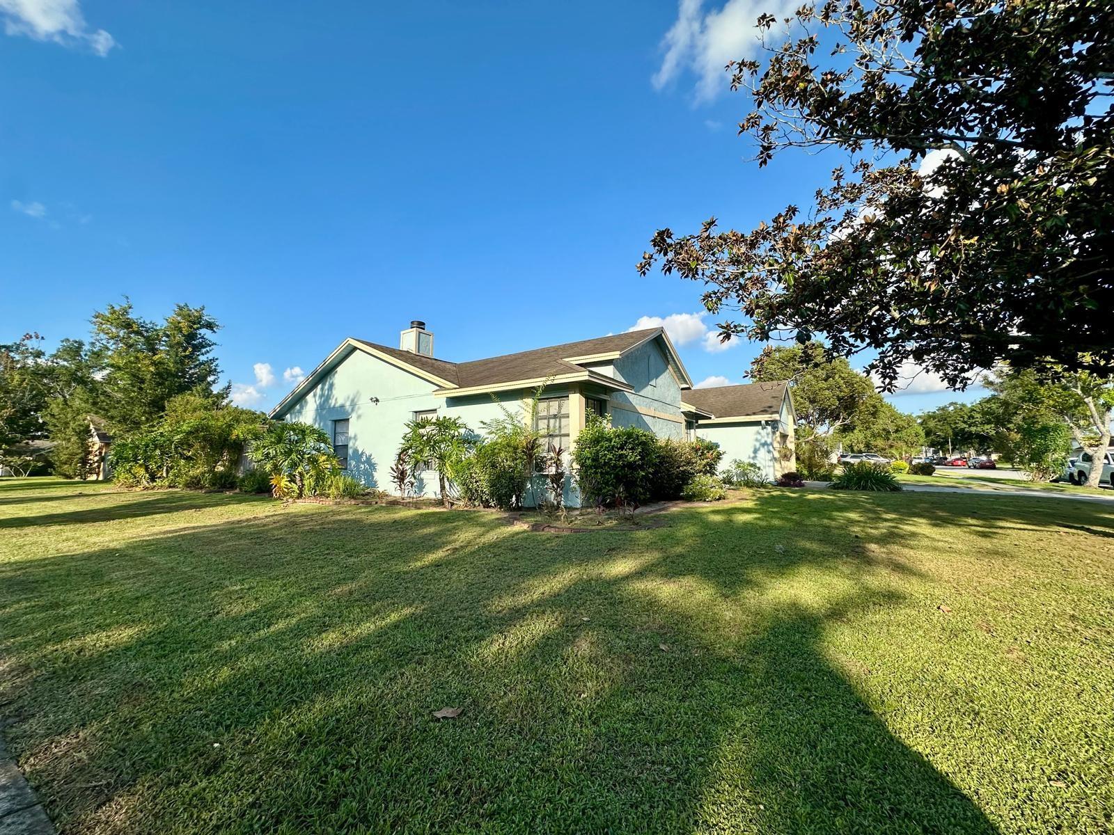 Image 4 of 34 For 3799 Dunwich Avenue
