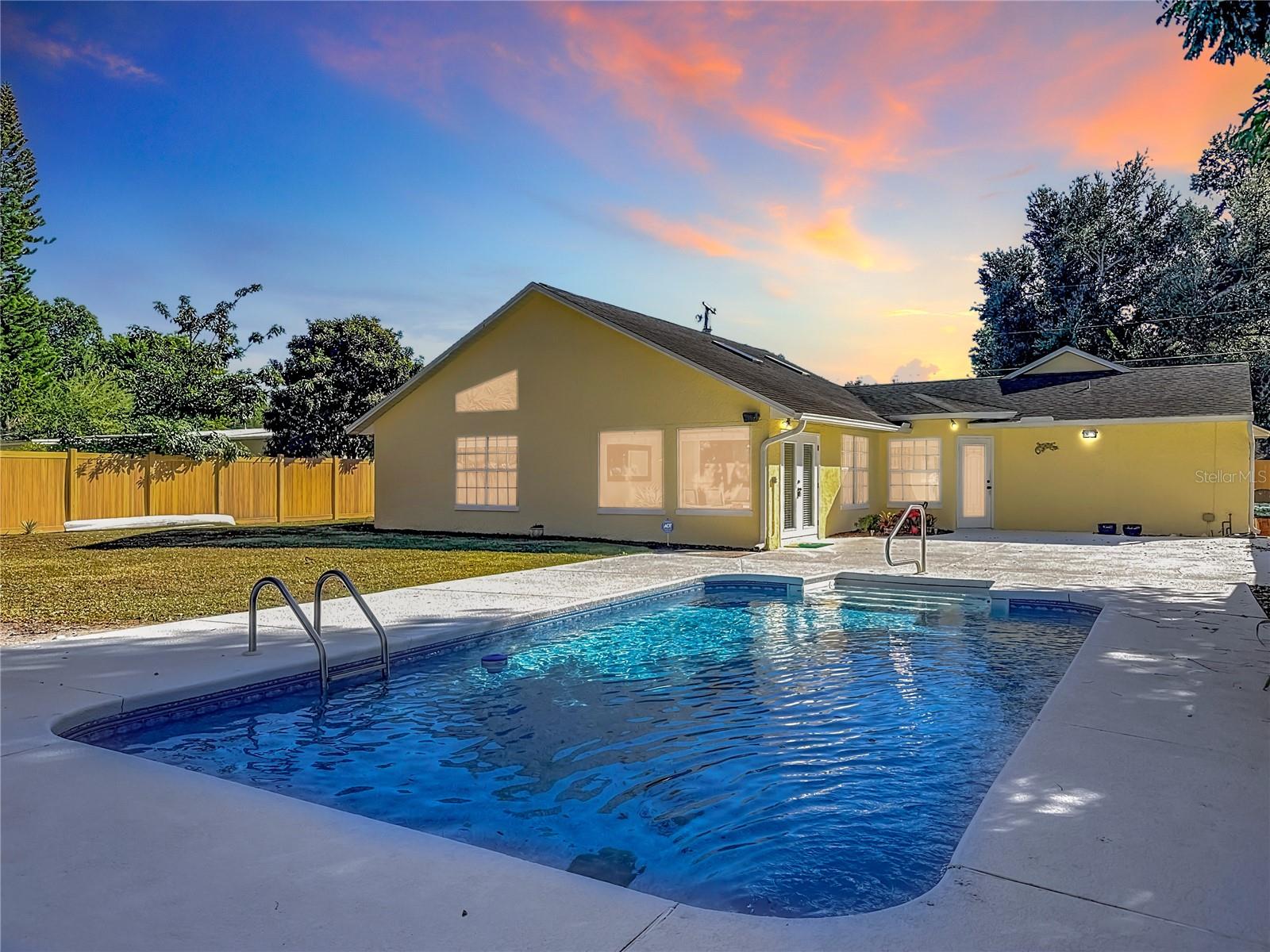 Image 46 of 55 For 1615 Poe Avenue