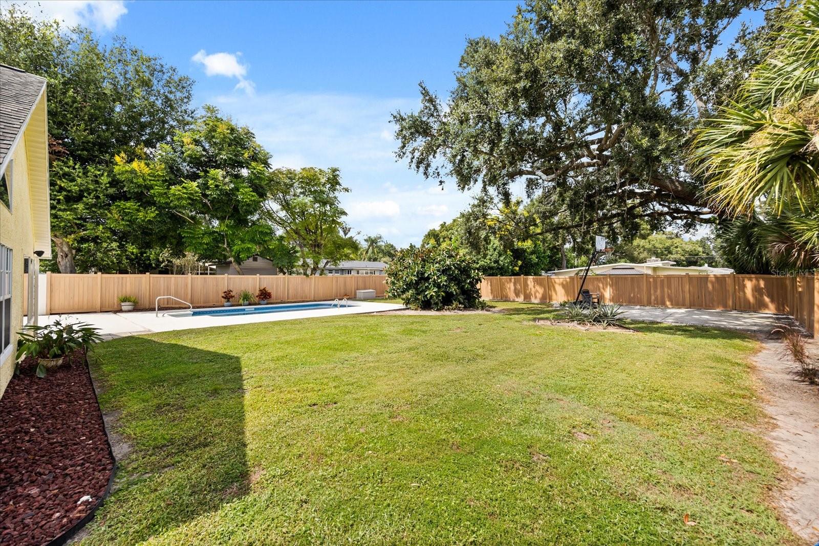 Image 52 of 55 For 1615 Poe Avenue