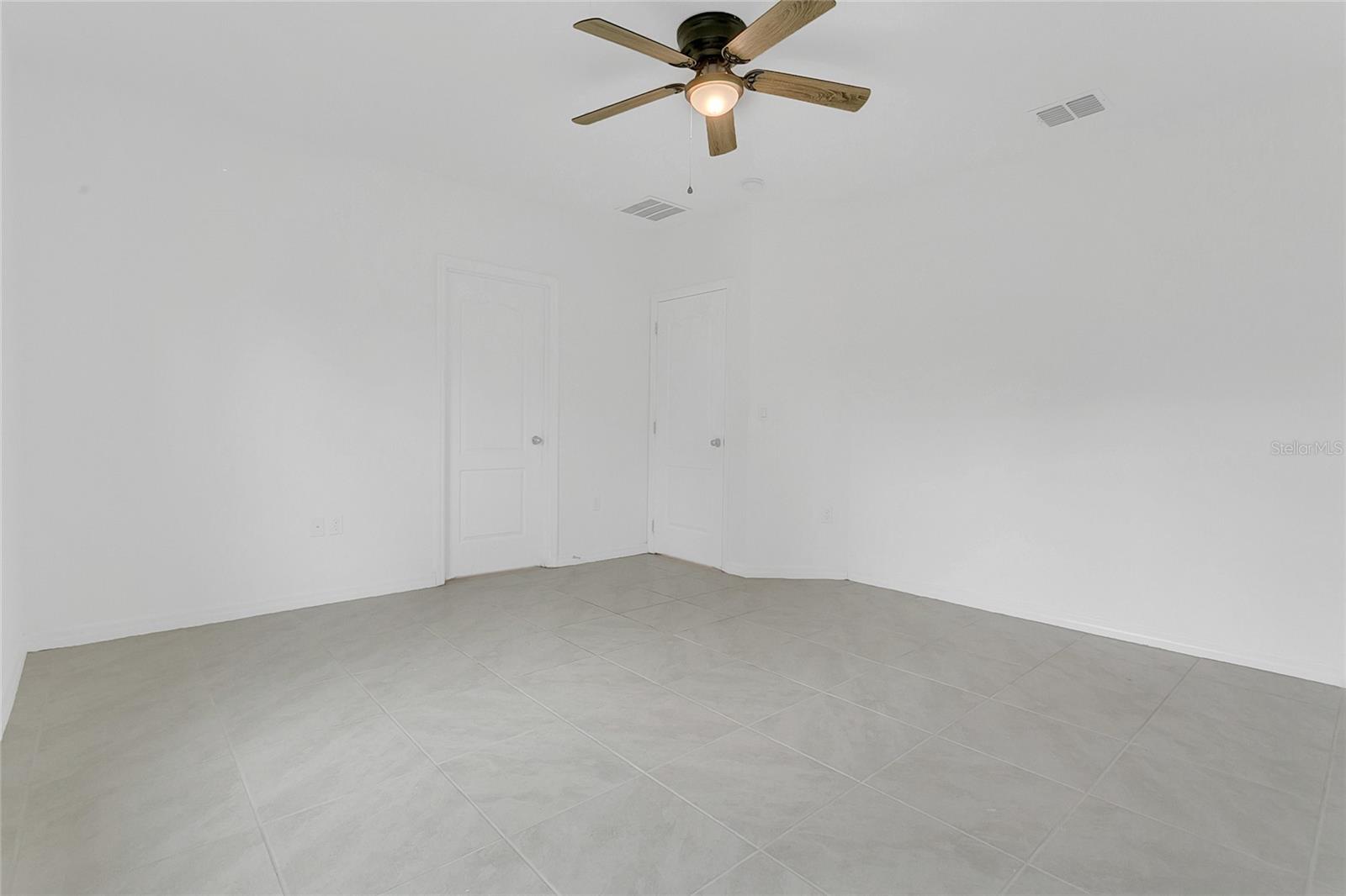 Image 14 of 34 For 1590 6th Avenue