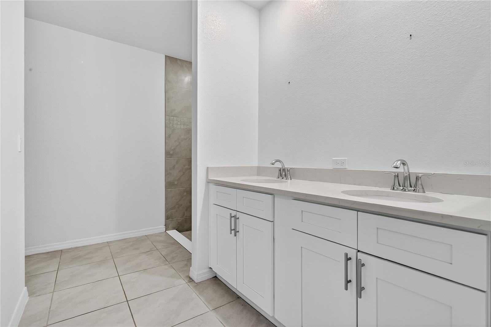 Image 16 of 34 For 1590 6th Avenue