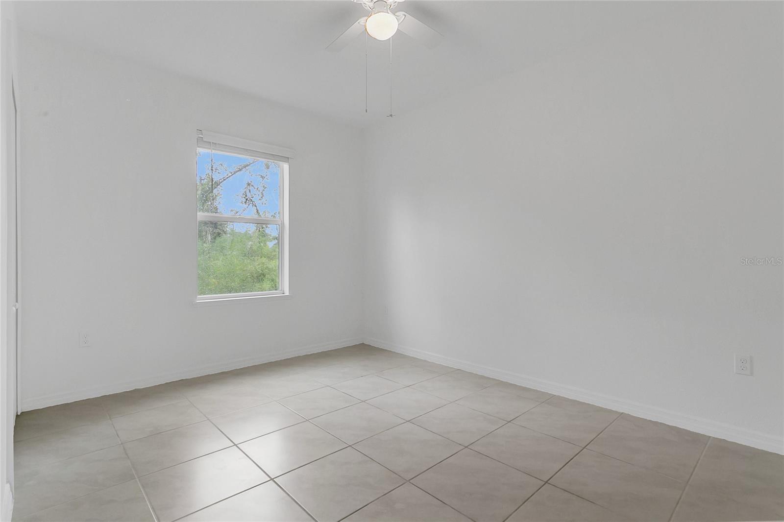 Image 21 of 34 For 1590 6th Avenue