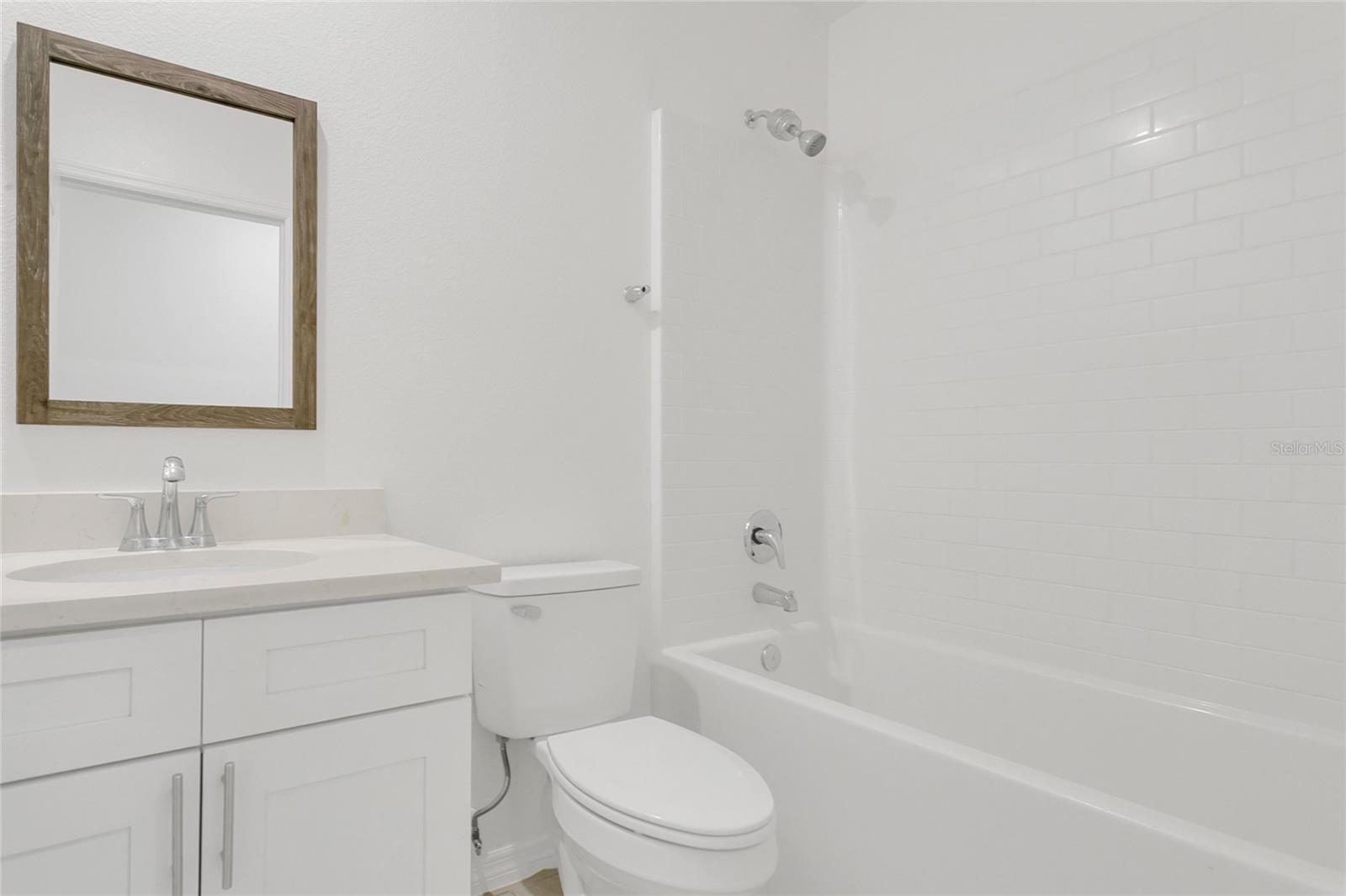 Image 22 of 34 For 1590 6th Avenue