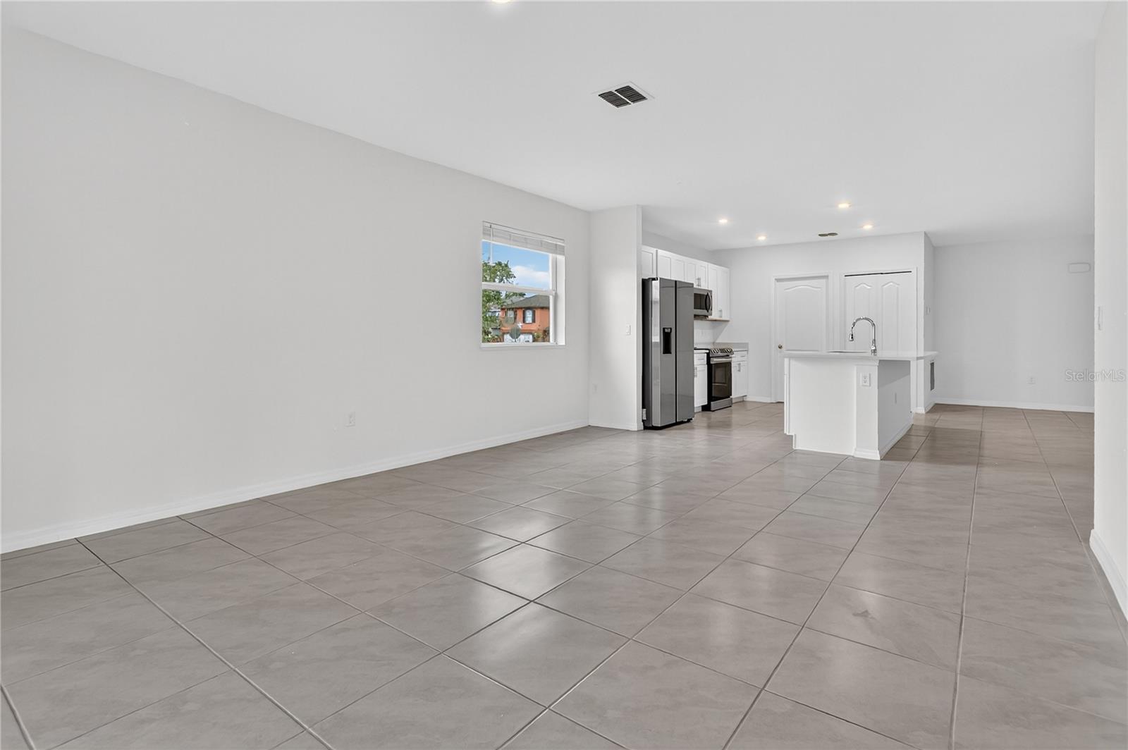 Image 24 of 34 For 1590 6th Avenue