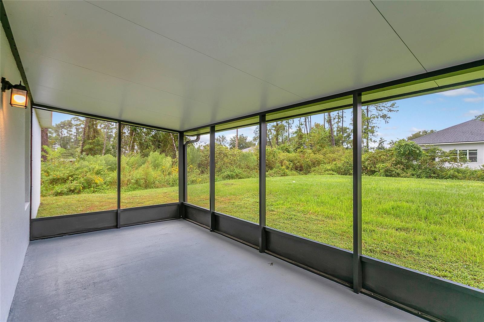 Image 28 of 34 For 1590 6th Avenue