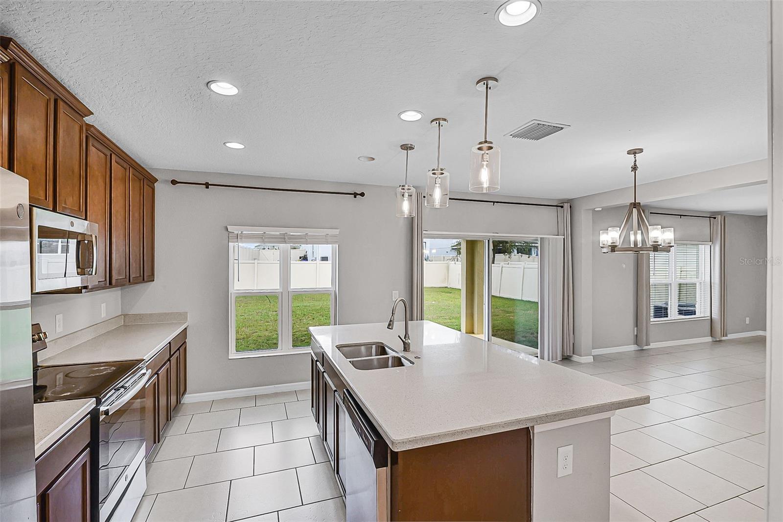 Image 9 of 43 For 116 Green Branch Boulevard