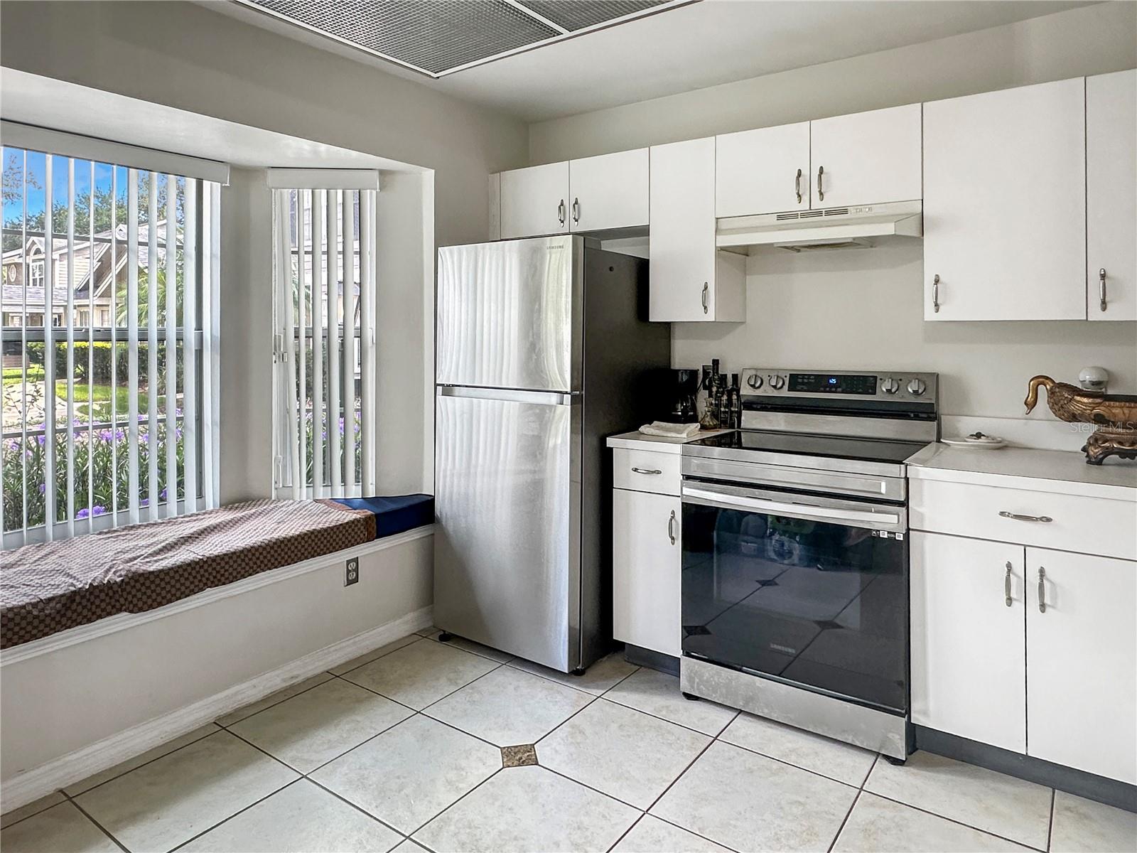 Image 4 of 13 For 12308 Shady Spring Way 107