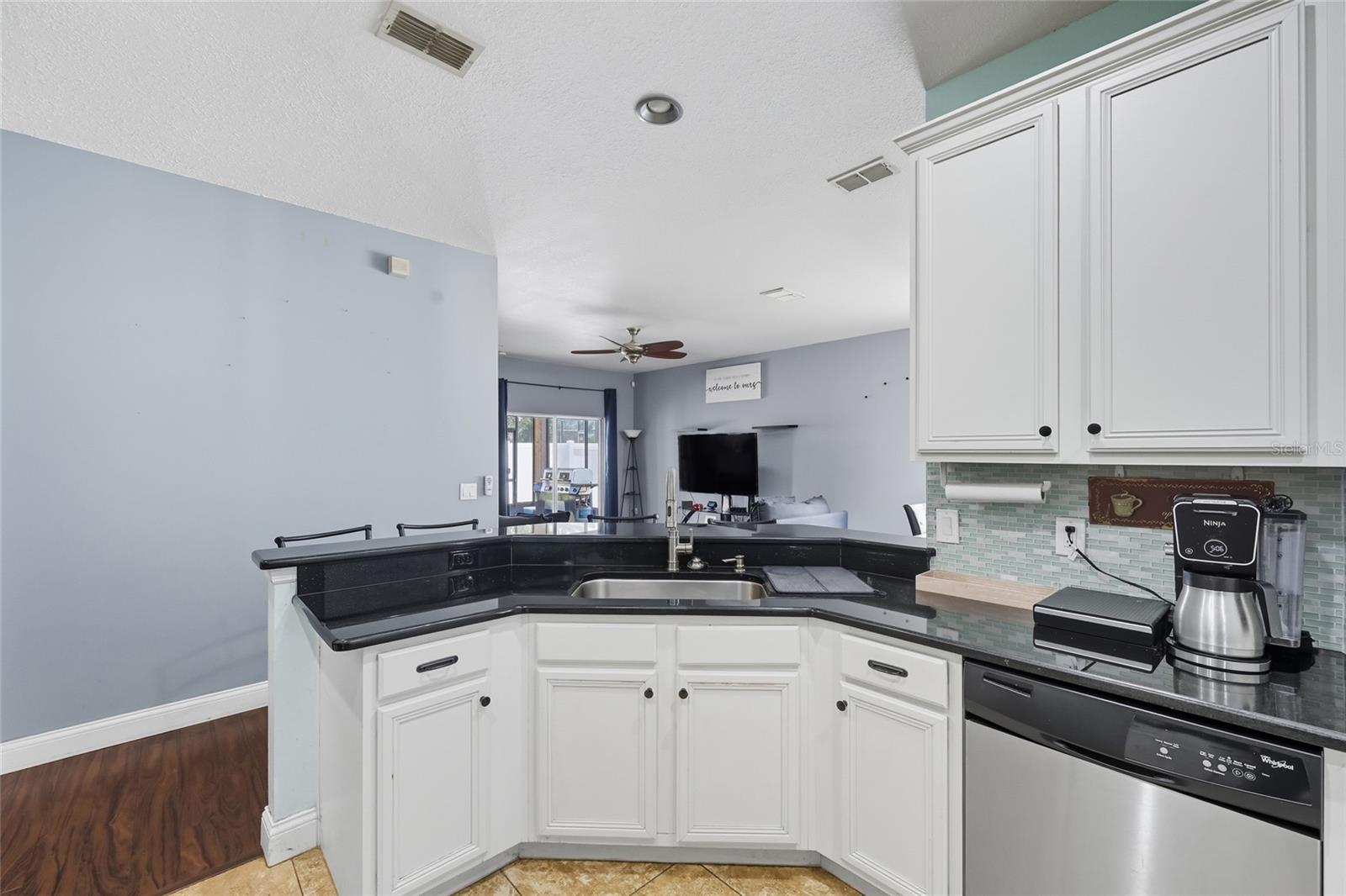 Image 15 of 34 For 6166 Lightner Drive