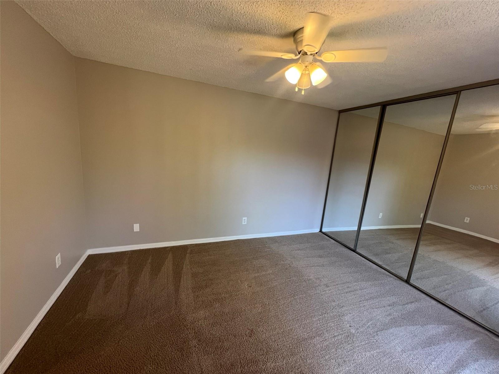 Image 25 of 36 For 5285 Coral Court 621