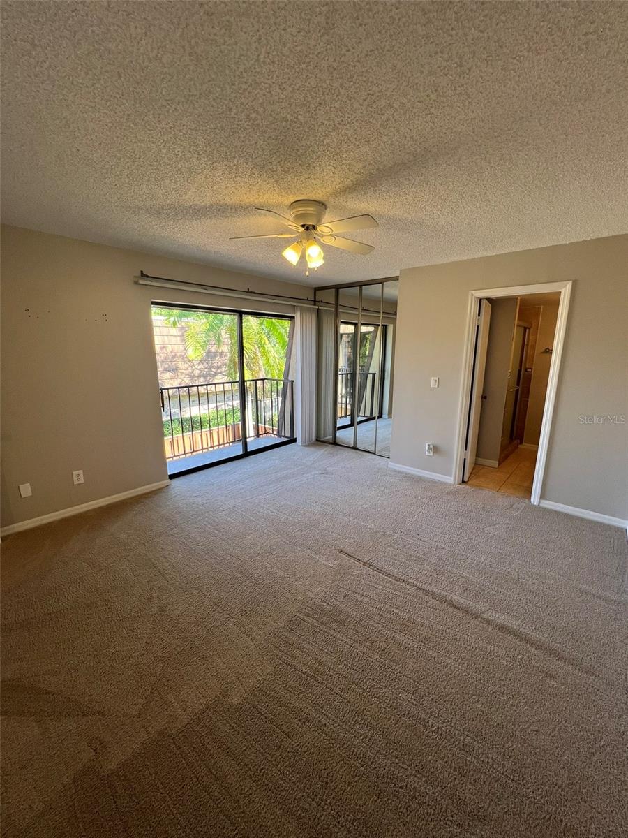 Image 31 of 36 For 5285 Coral Court 621