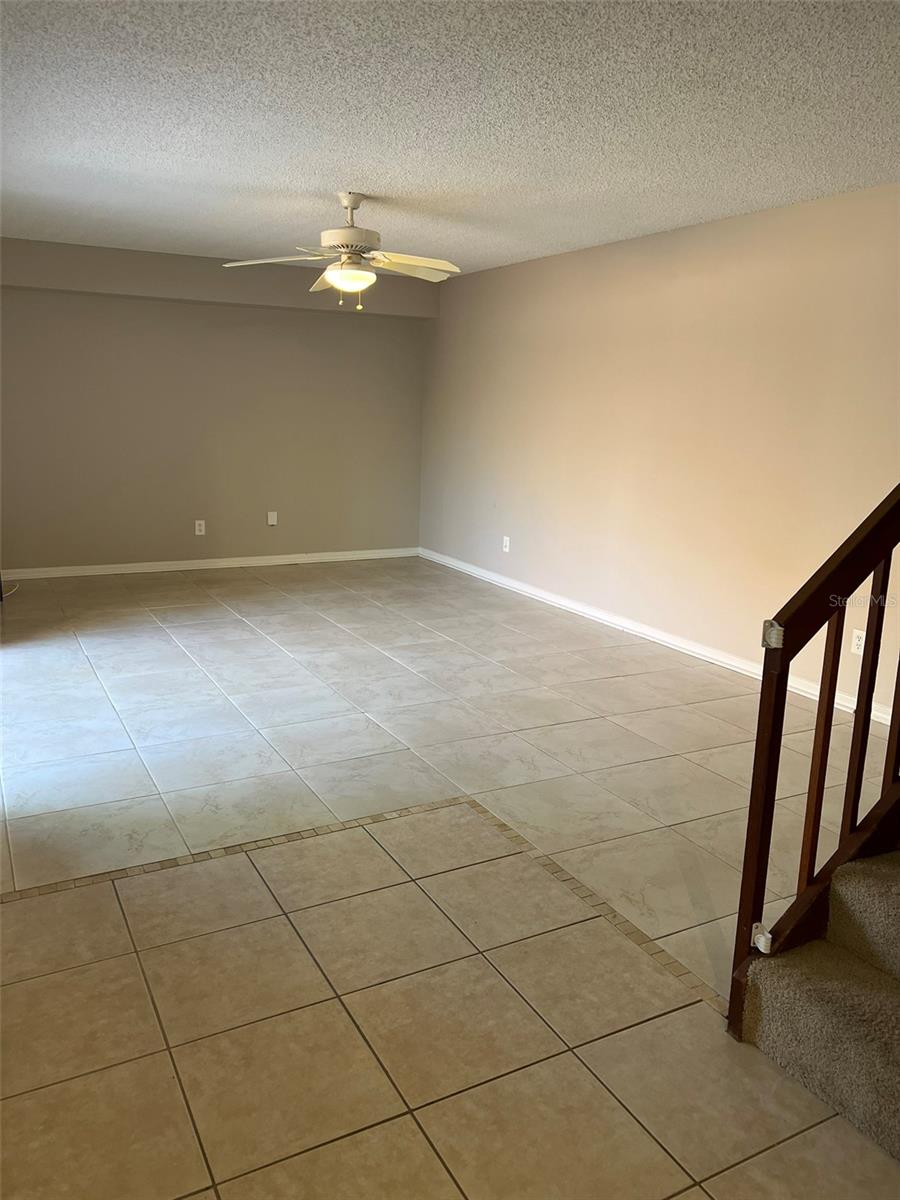 Image 4 of 36 For 5285 Coral Court 621