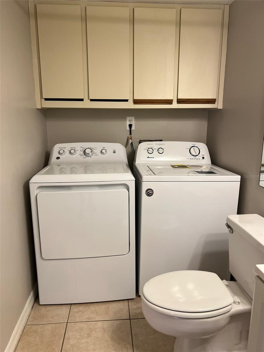 Image 9 of 36 For 5285 Coral Court 621