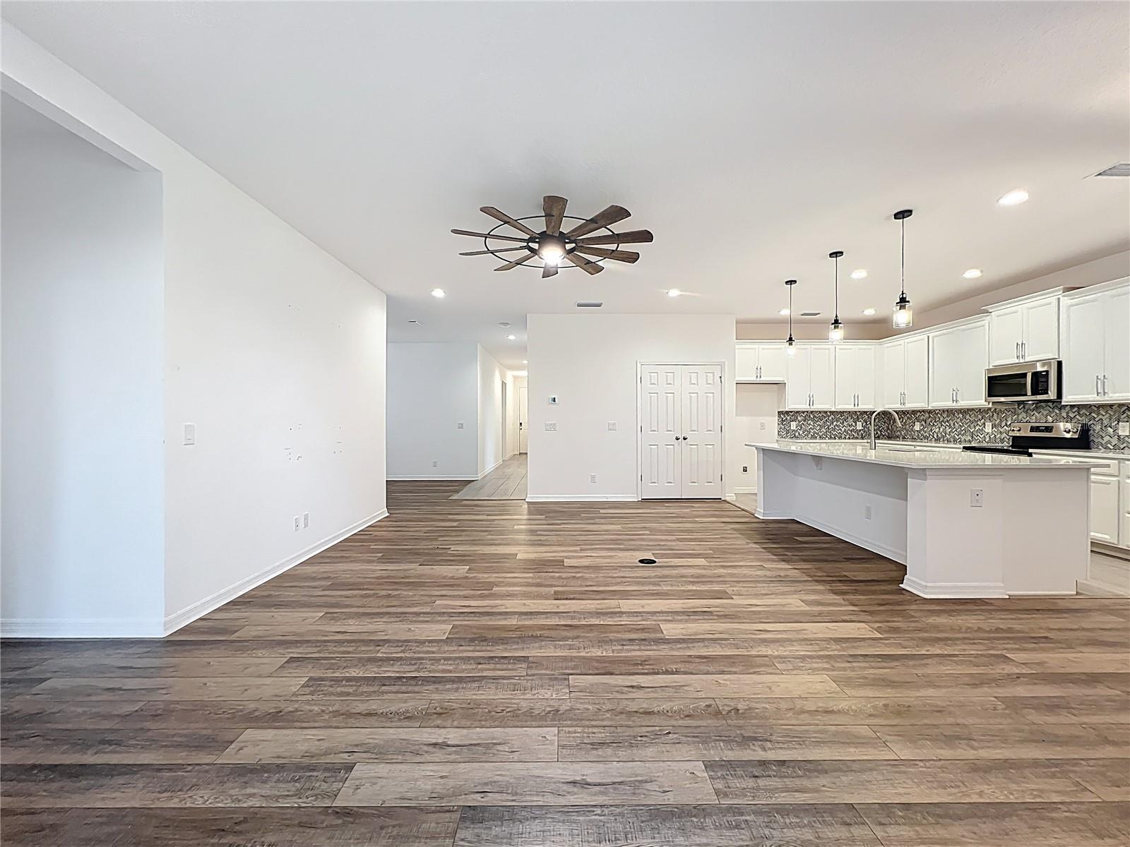 Image 17 of 54 For 124 Juno Drive