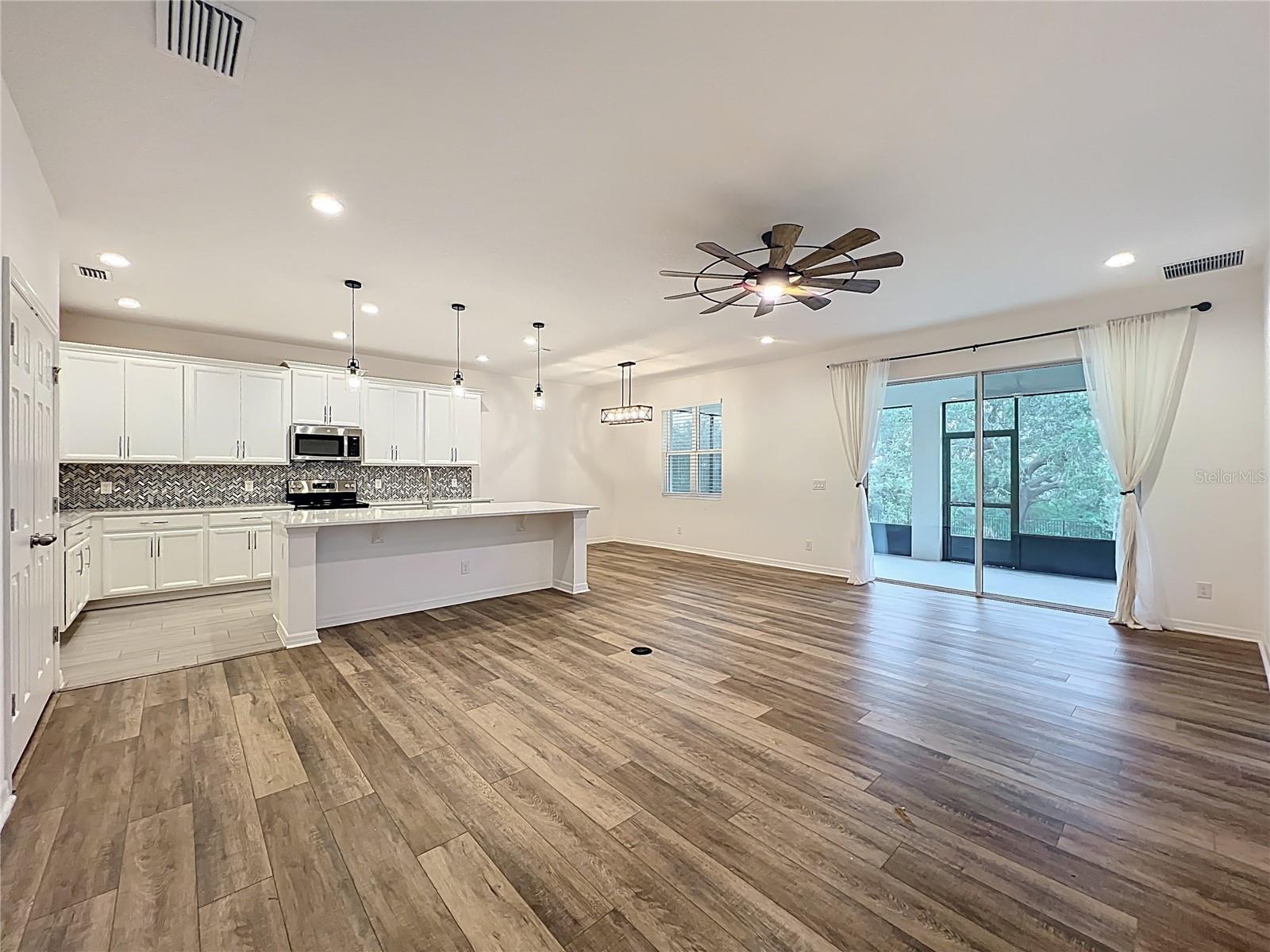 Image 9 of 54 For 124 Juno Drive