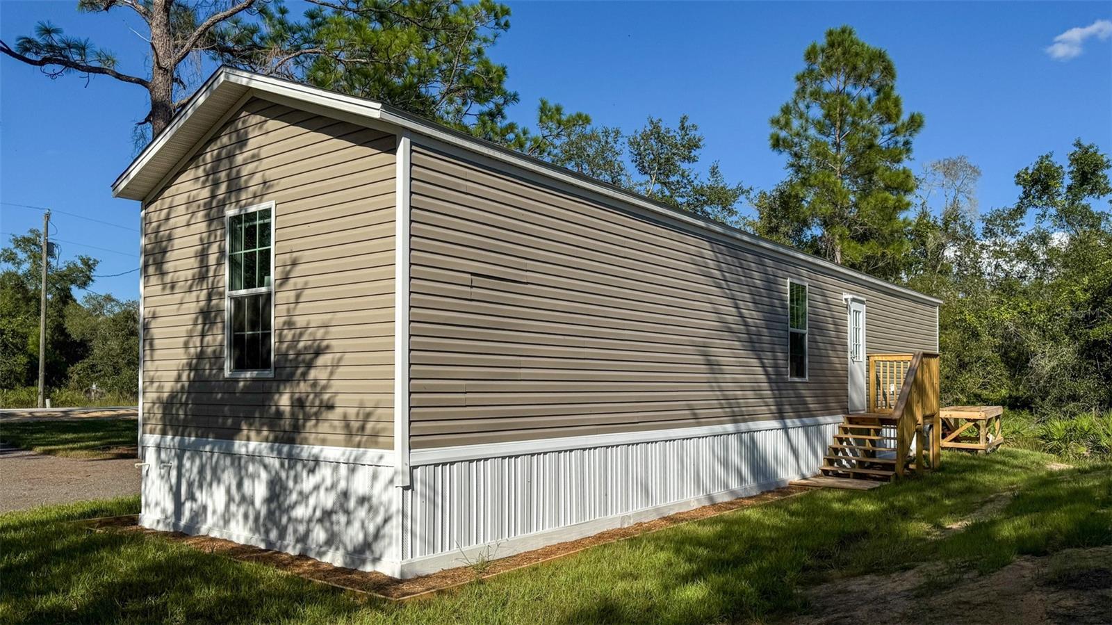 Image 16 of 17 For 9448 Rousseau Street