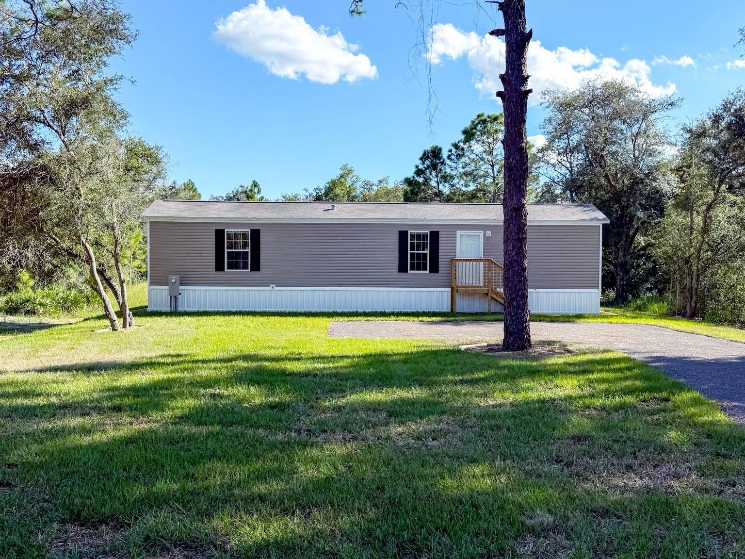 Image 17 of 17 For 9448 Rousseau Street
