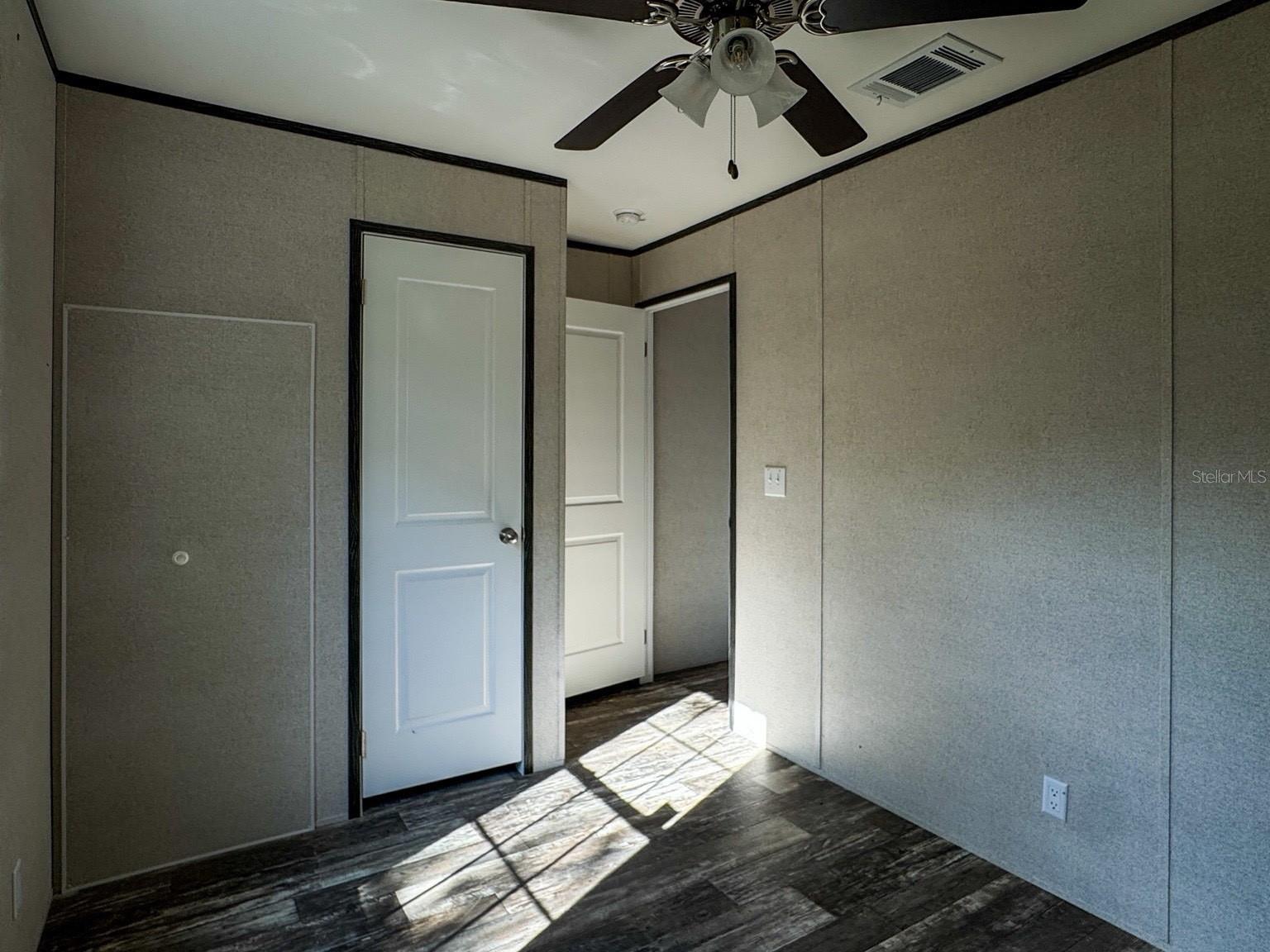 Image 4 of 17 For 9448 Rousseau Street