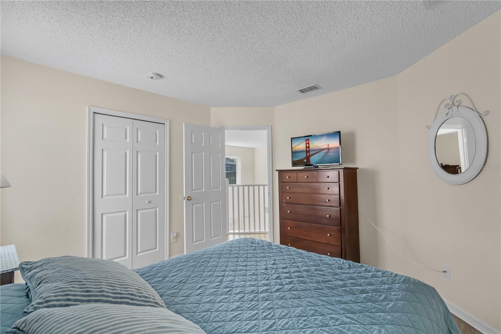 Image 20 of 47 For 2695 La Isla Court