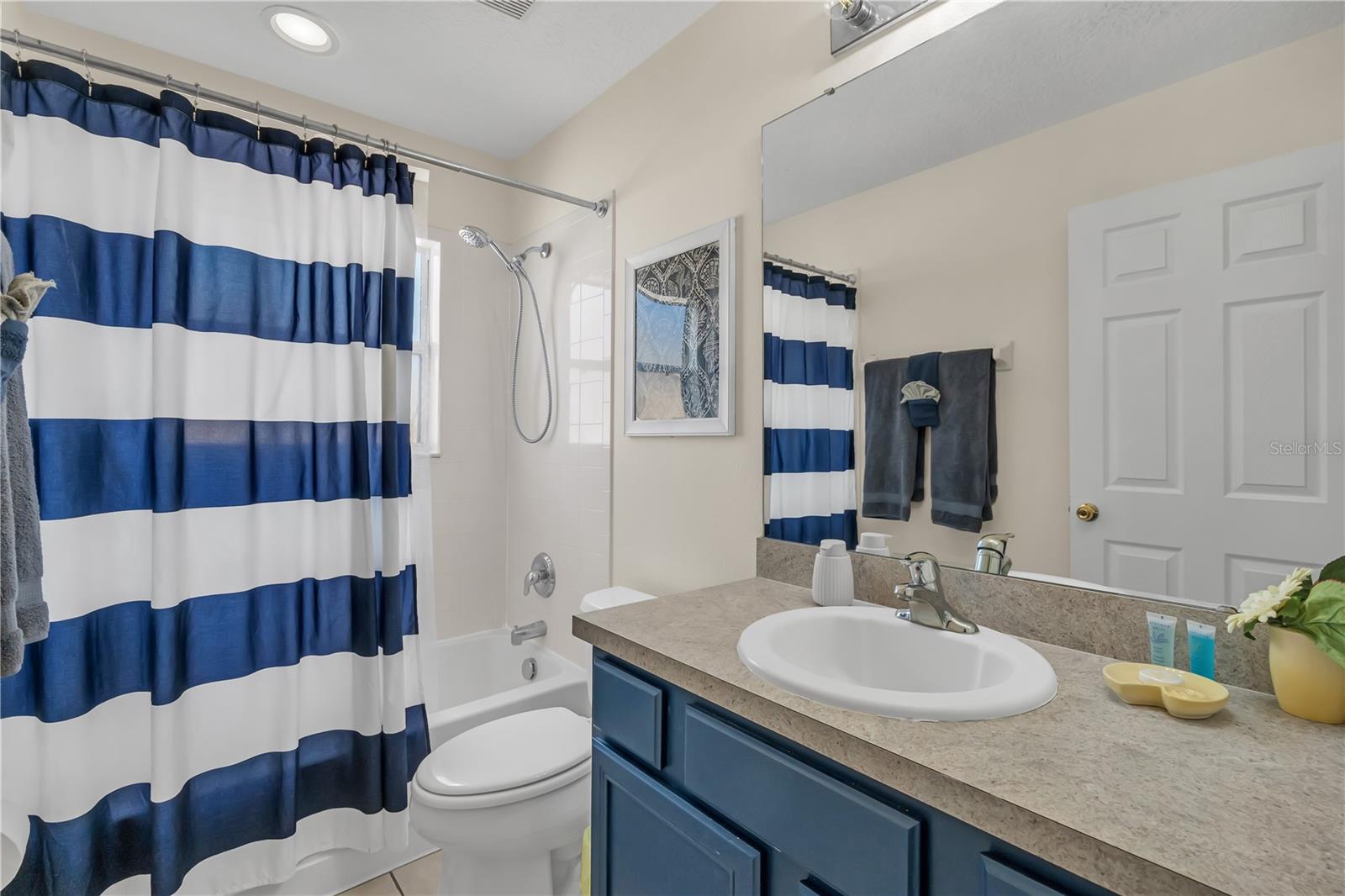 Image 21 of 47 For 2695 La Isla Court