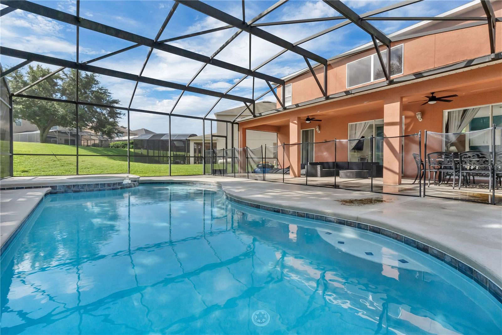 Image 39 of 47 For 2695 La Isla Court