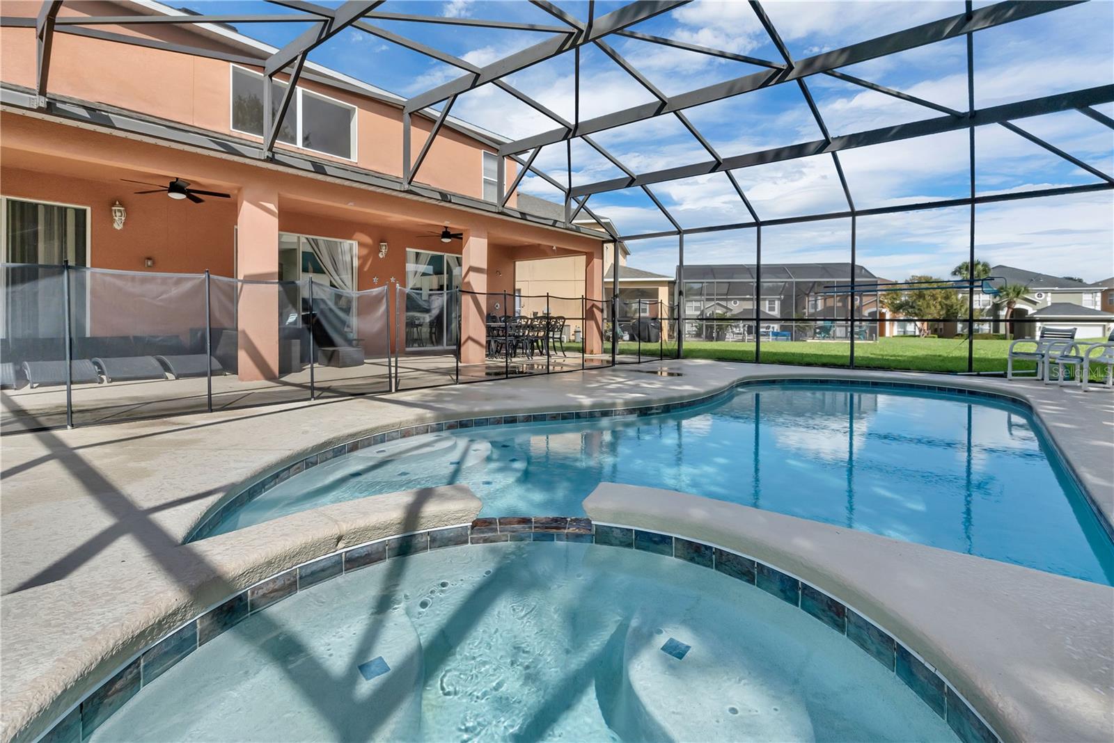 Image 40 of 47 For 2695 La Isla Court