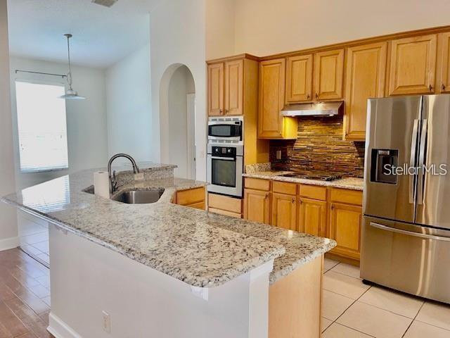 Image 4 of 15 For 10052 Oakside Court