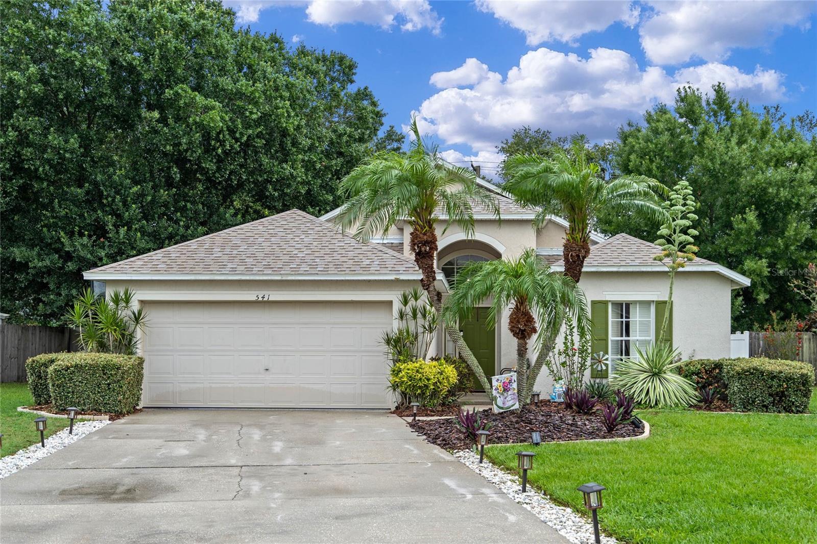 Details for 541 Heather Glen Drive, WINTER HAVEN, FL 33884