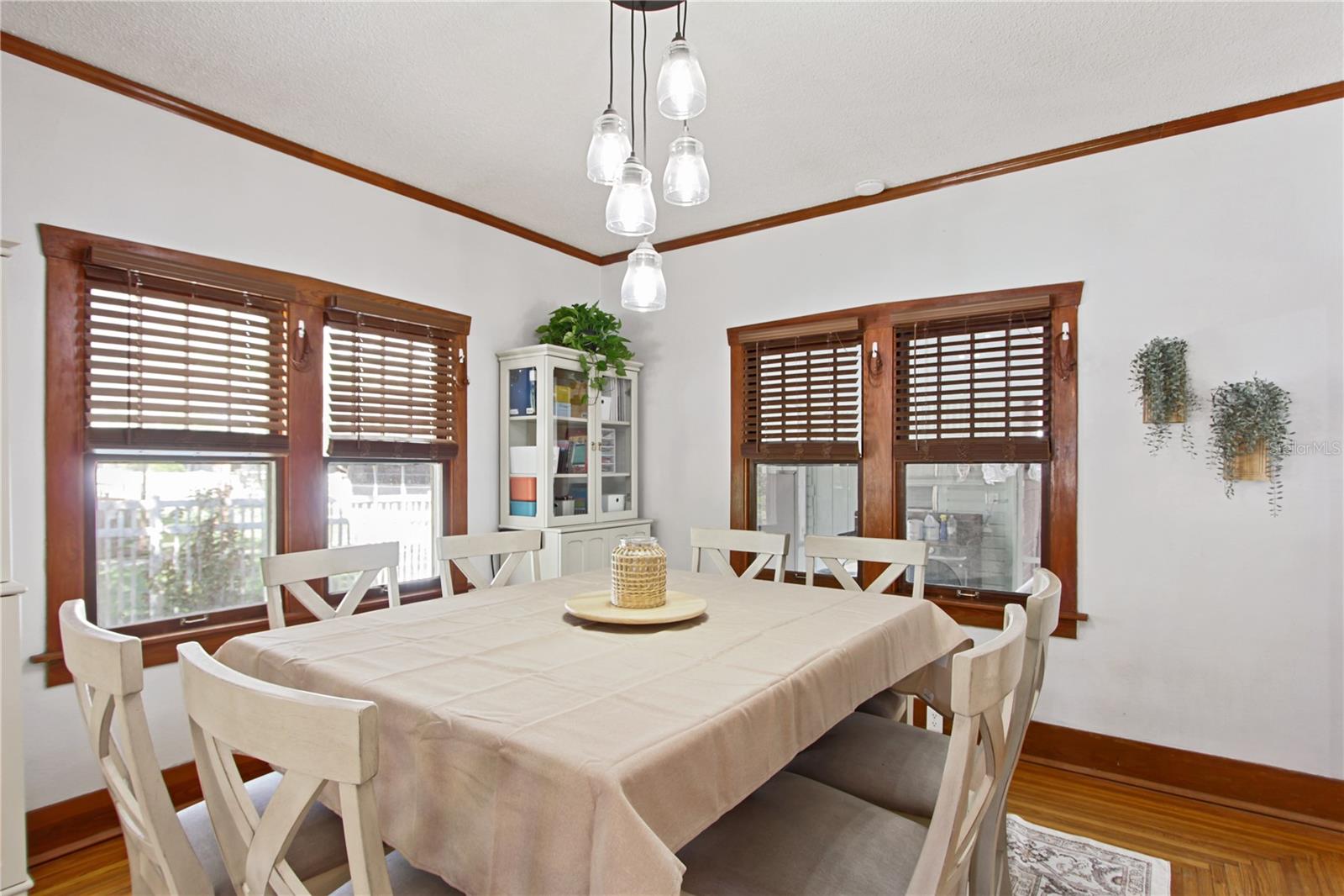 Image 10 of 62 For 1317 2nd Avenue