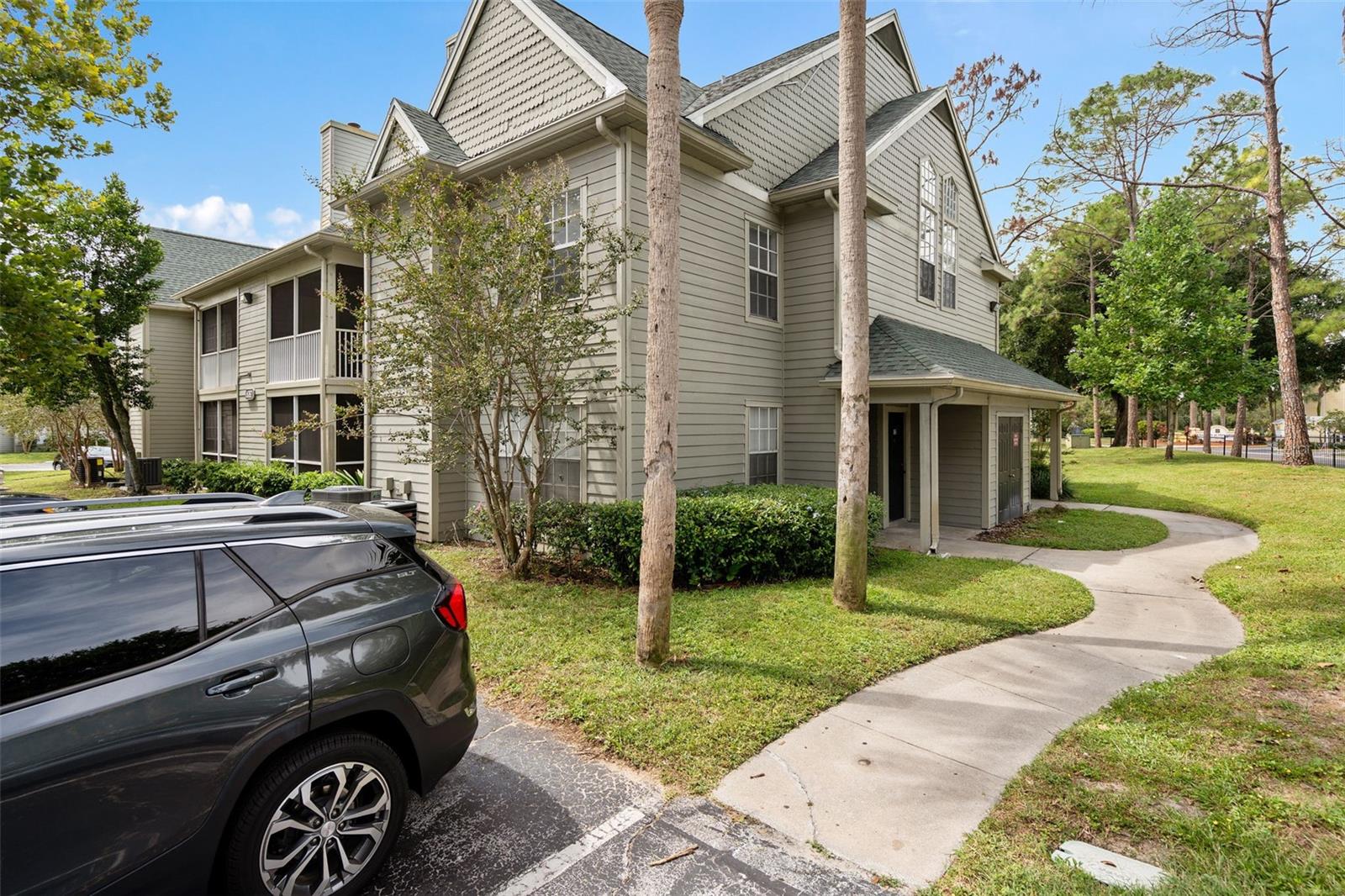 Image 3 of 34 For 6082 Westgate Drive 204