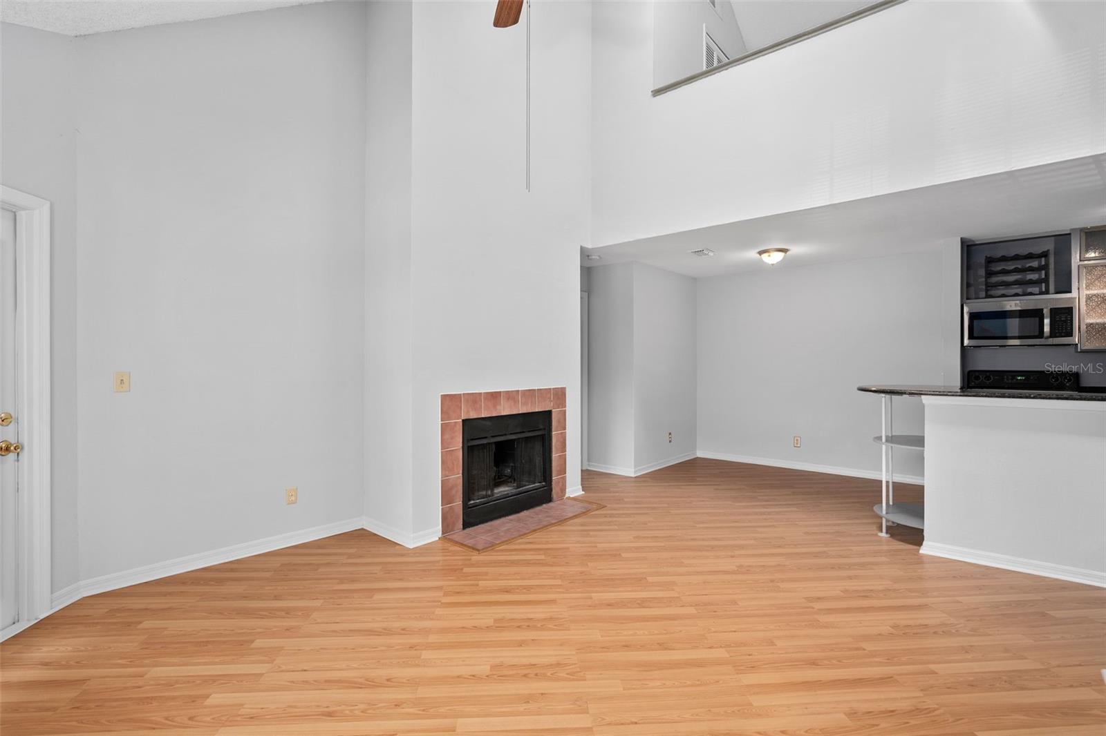 Image 6 of 34 For 6082 Westgate Drive 204