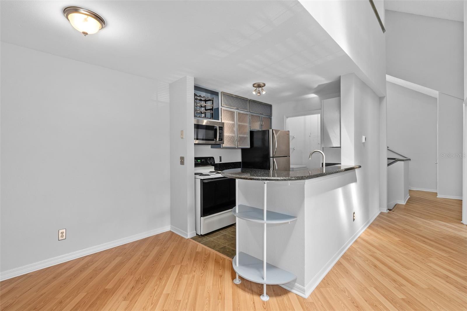 Image 9 of 34 For 6082 Westgate Drive 204