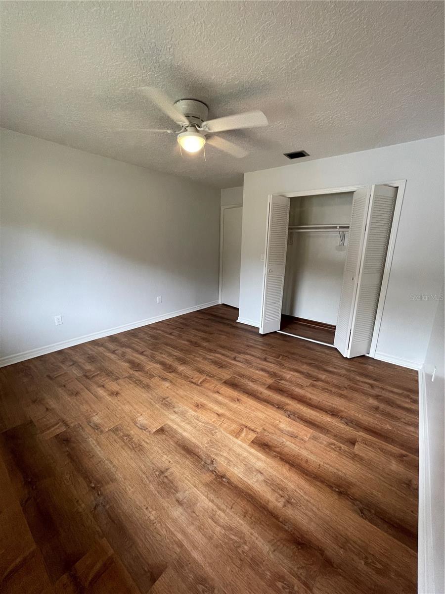 Image 18 of 19 For 381 Harmony Way