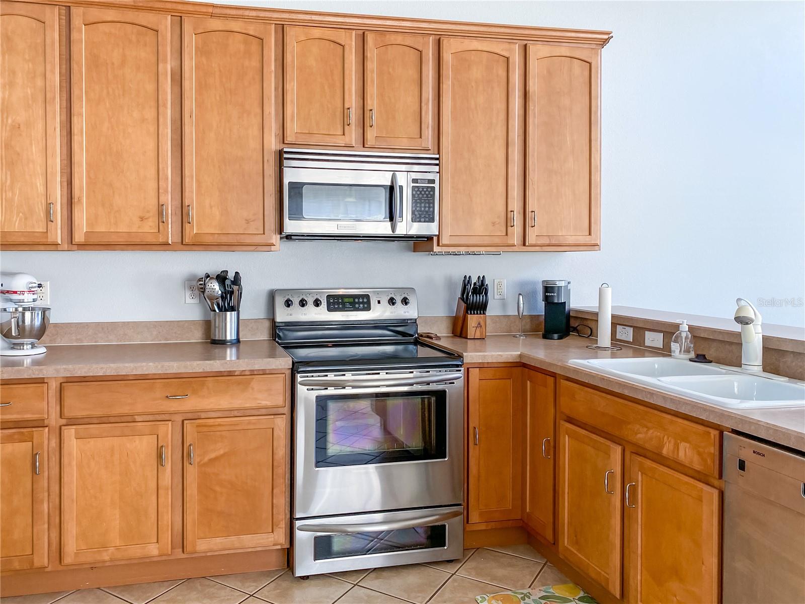Image 11 of 20 For 1044 Corvina Drive