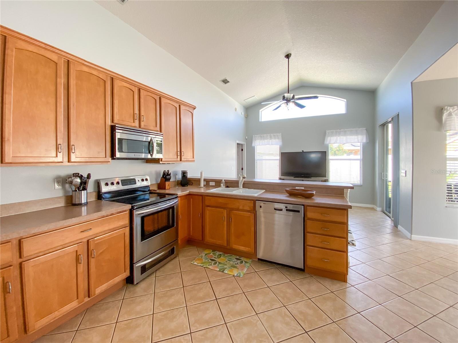 Image 12 of 20 For 1044 Corvina Drive
