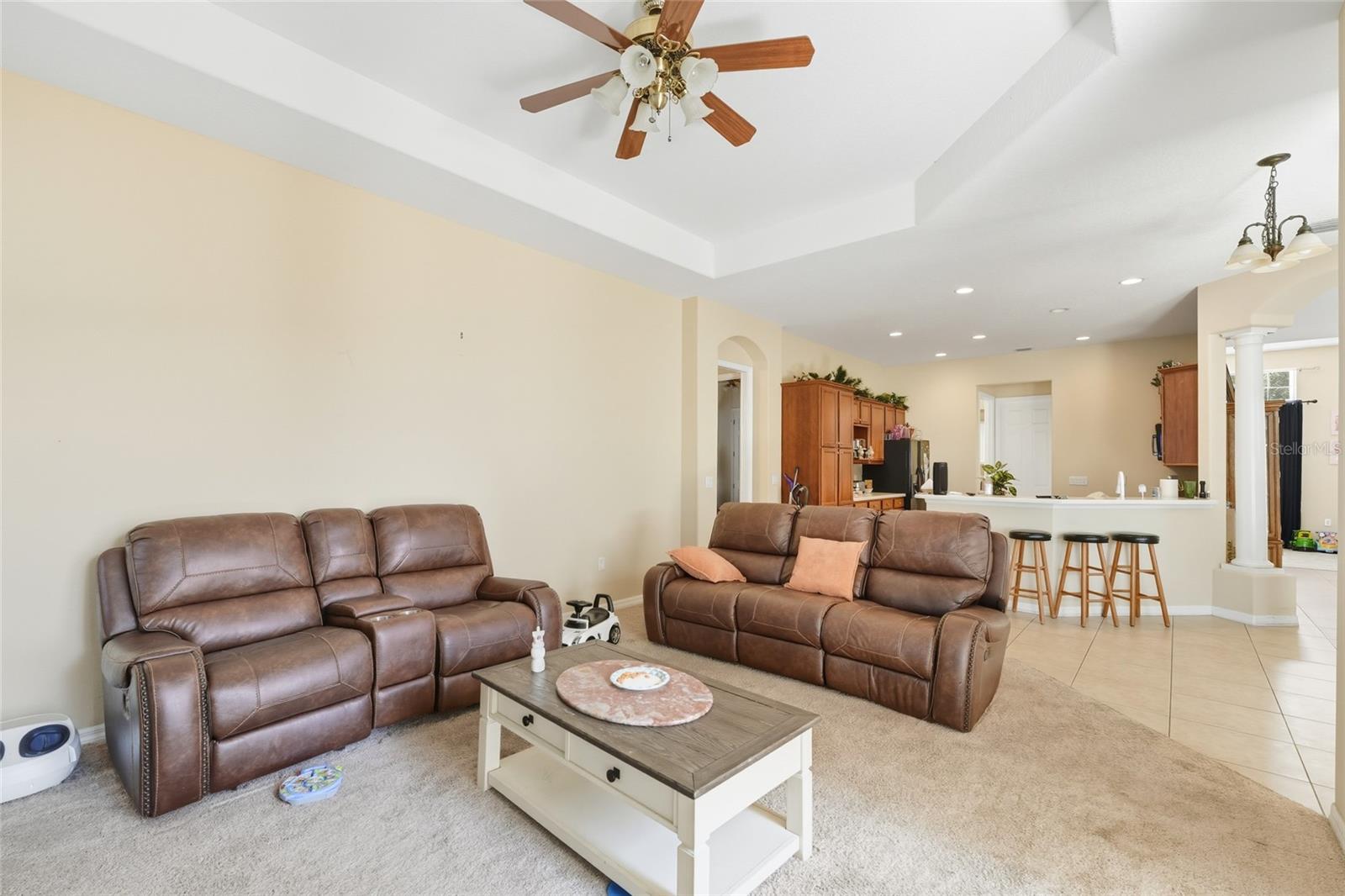 Image 11 of 19 For 33213 Irongate Drive