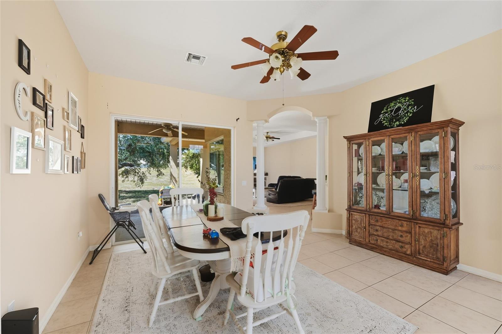 Image 4 of 19 For 33213 Irongate Drive