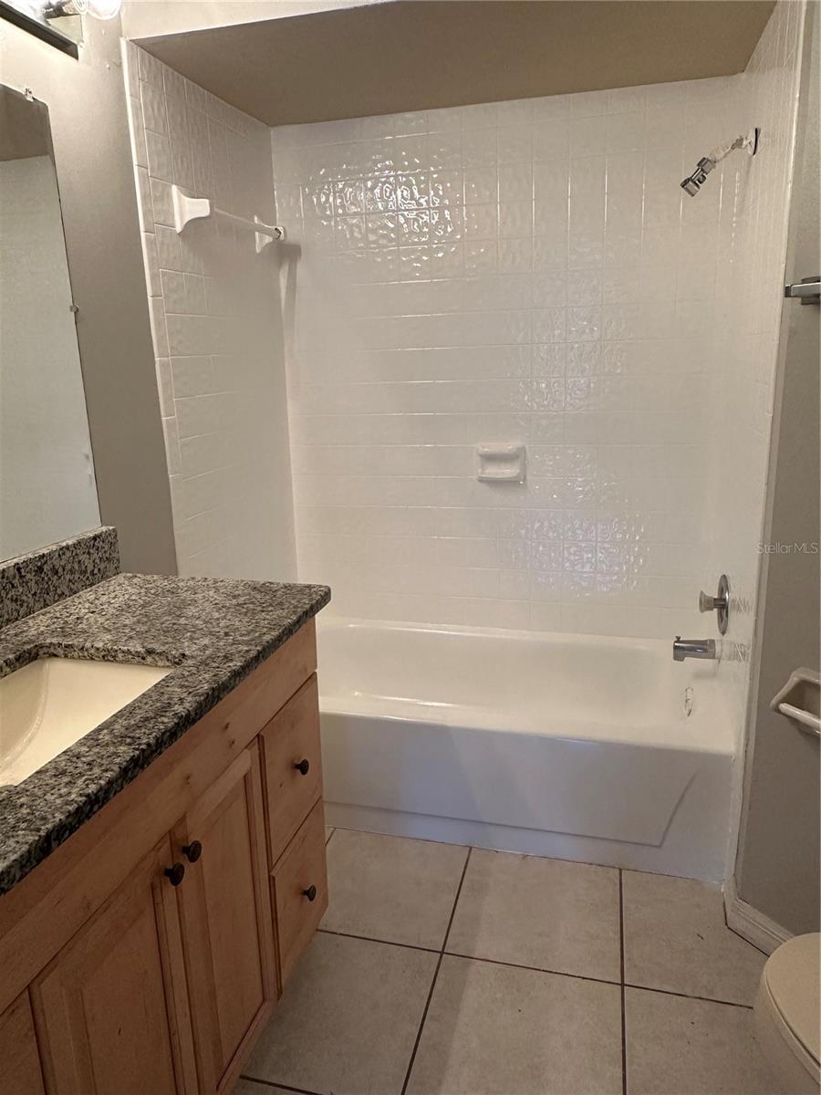 Image 4 of 13 For 3722 Southpointe Drive